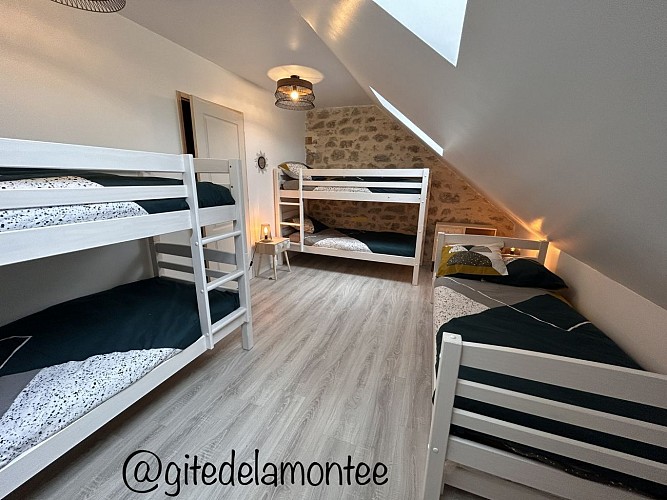 chambre lit simple