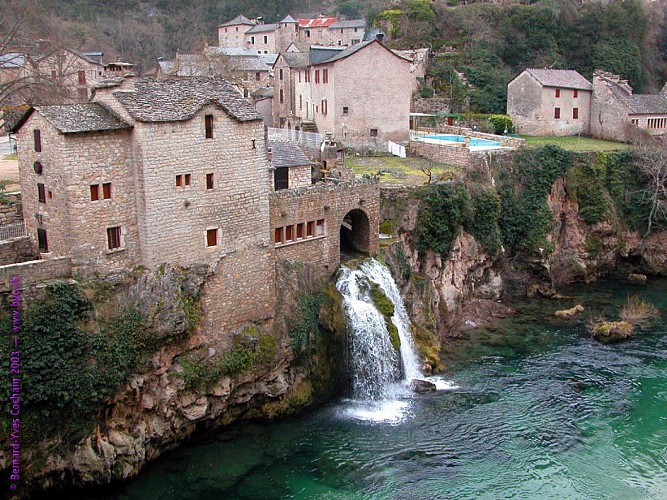 Village de St Chély du Tarn