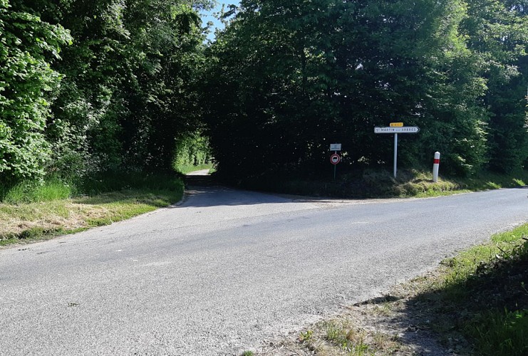 En chemin vers le Caillebourg