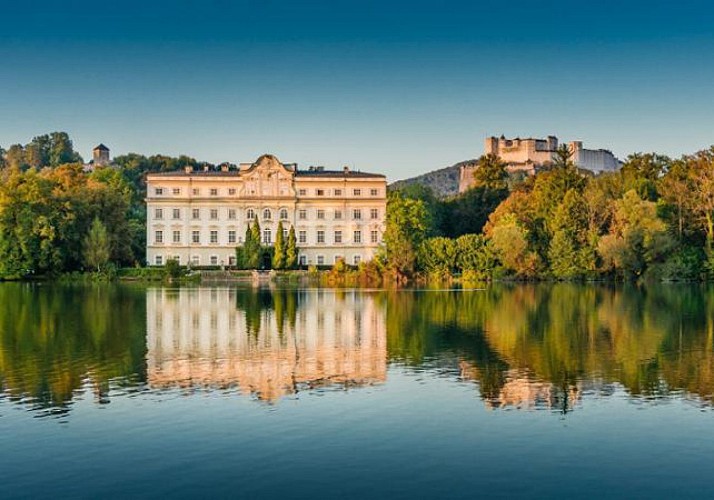Visite guidée des lieux de tournage du film "La Mélodie du Bonheur" & Repas traditionnel au restaurant s’Herzl - Salzbourg