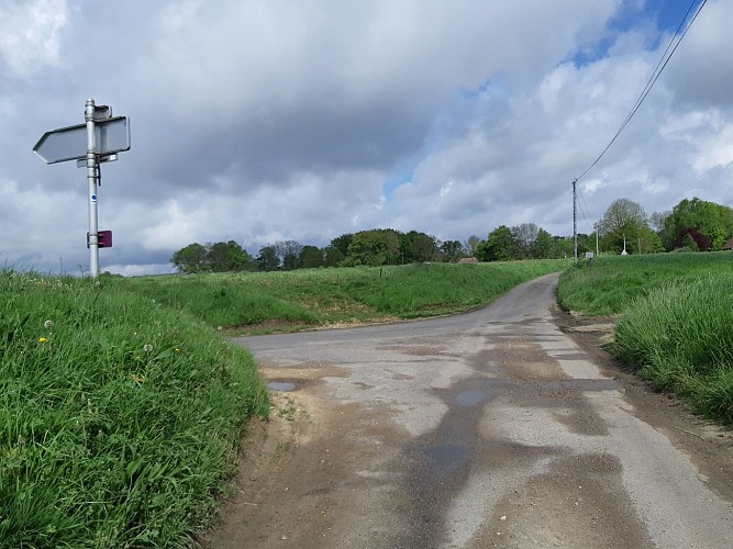 En chemin vers le Hameau Le Fys