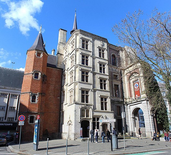 Office de tourisme de Lille qui se situe dans le palais Rihour 