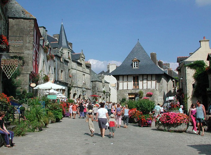 Rochefort-en-Terre à Questembert   23 km
