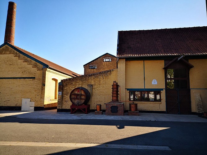 Extérieur distillerie de Wambrechies