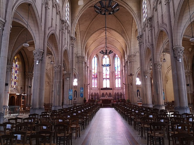Intérieur église Saint-Michel