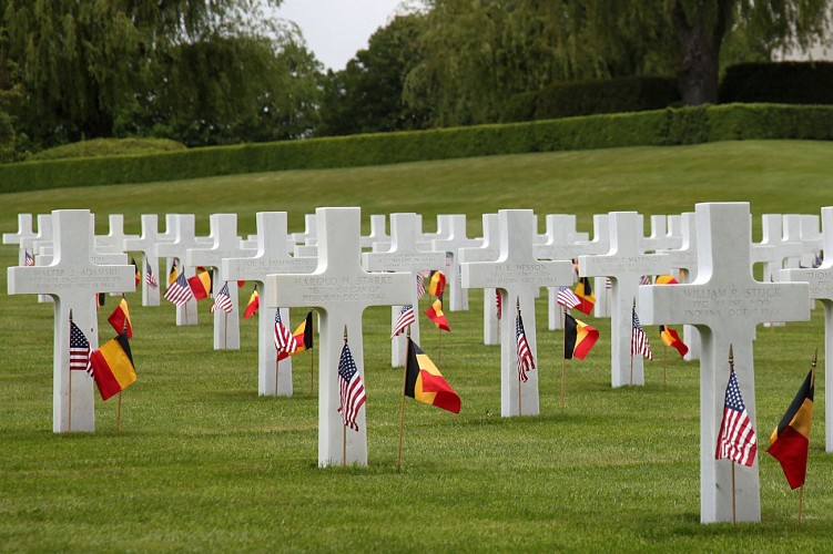 Cimetière Henri-Chapelle 0711 ©FTPL P.Fagnoul