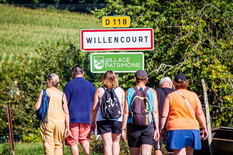A l'entrée de Willencourt