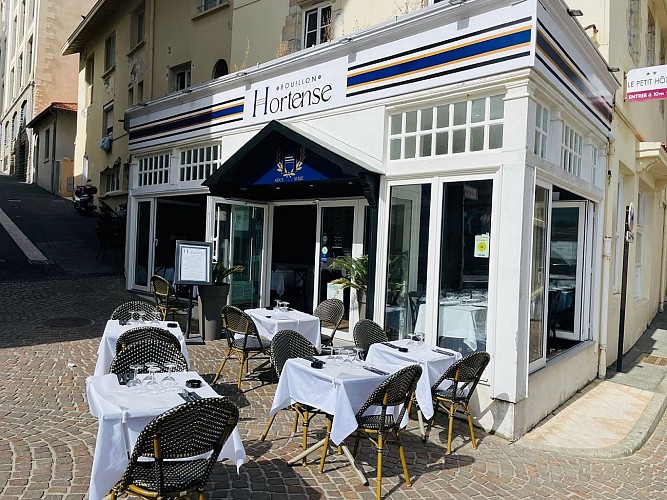 Bouillon Hortense Biarritz devanture 1