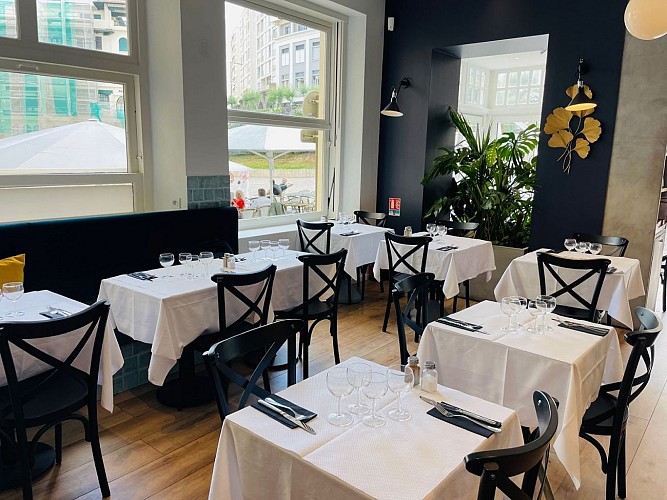 Bouillon Hortense Biarritz salle 5