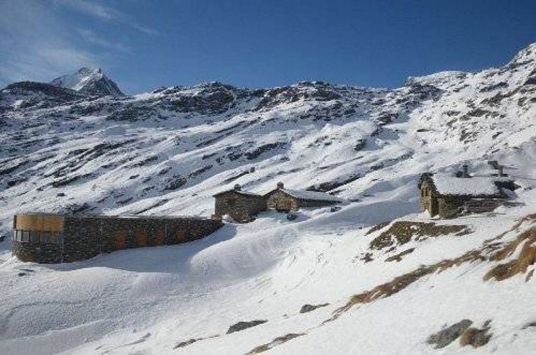 Refuge de L'Arpont. Réhabilitation 2015.