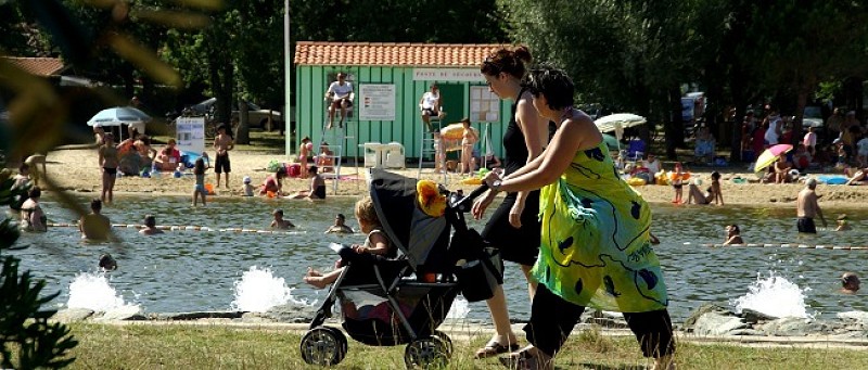 Poste de secours plan de baignade Crédit - Jacques Rouquette Office de Tourisme Arès - sirtaqui