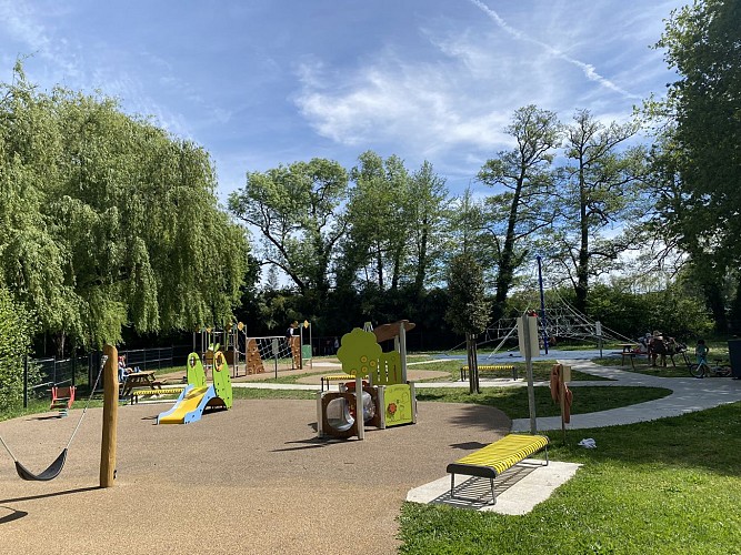 Aire de jeux de Castelnau-de-Médoc