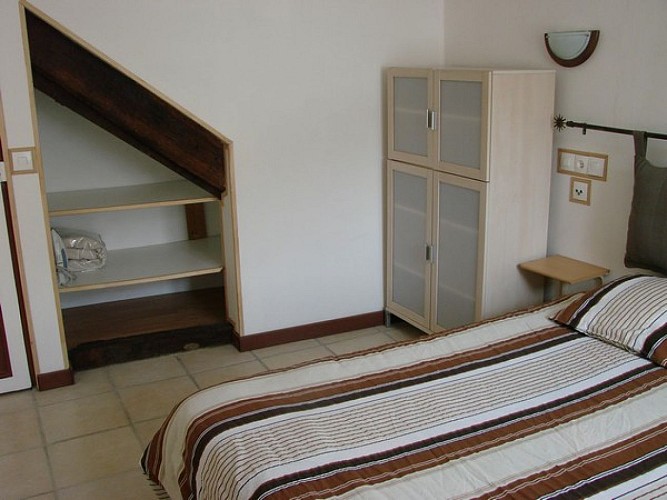 THIBAUDAT - Chambre 1 Coquelicot