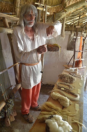 Village gaulois tissage 3 RIEUX