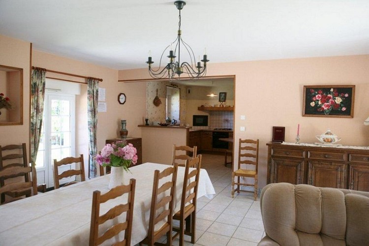 Meuble-La-Grange1-Agon-Coutainville-Salle-1