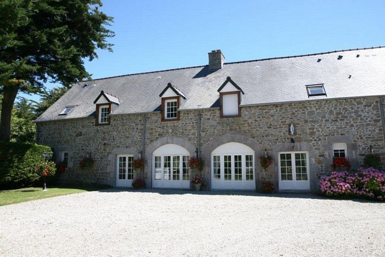 Meuble-La-Grange1-Agon-Coutainville-Salle-8