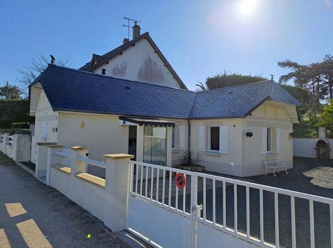 gite hauteville sur mer Montaigne la providence (1)