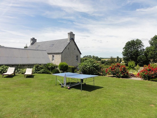 orval-sur-sienne-meuble-langeard-exterieurs-2