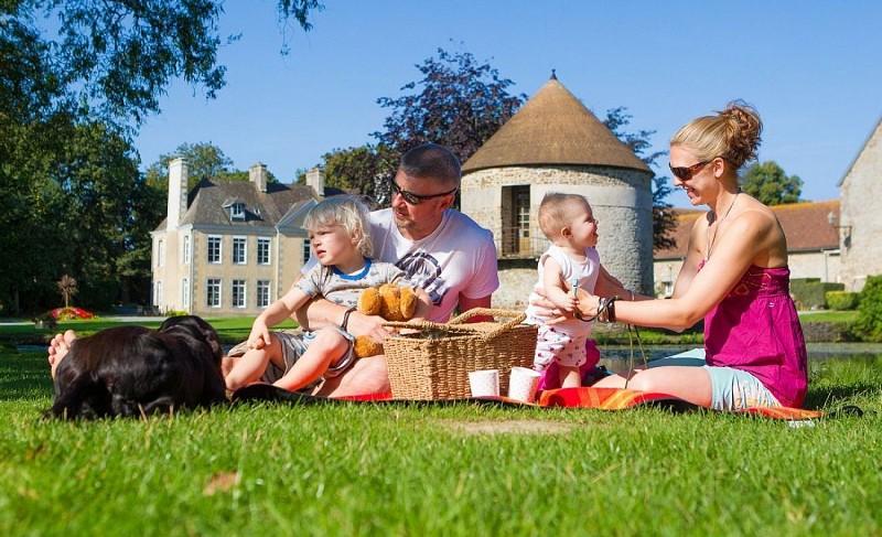 4-saint-aubin-des-preaux-camping-lez-eaux