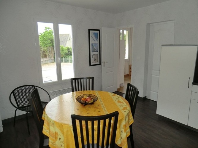 4-jullouville-meuble-villa-caprice-hubert-bassard