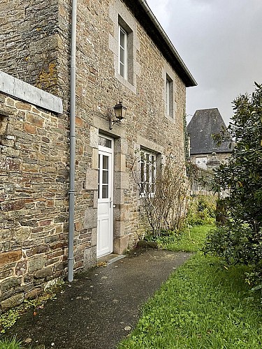 equilly-pavillon-sainte-anne-0