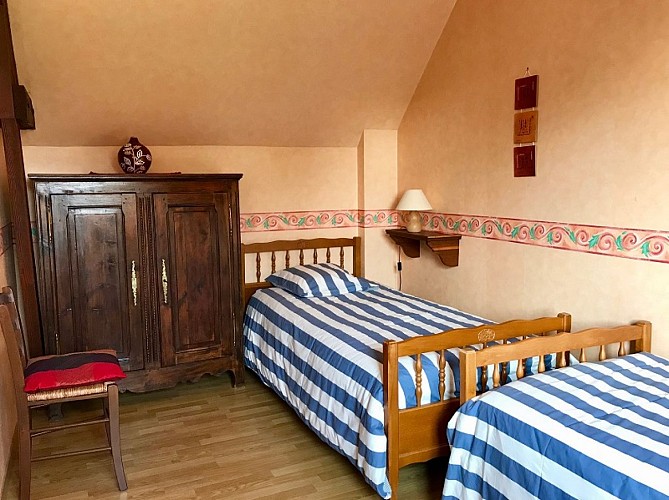 chambre-gite-roptin-saint-nicolas-de-pierrepont-2