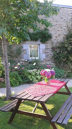 7-sourdeval-gite-du-parvis