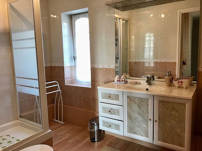 salle-bain-roptin-bolleville