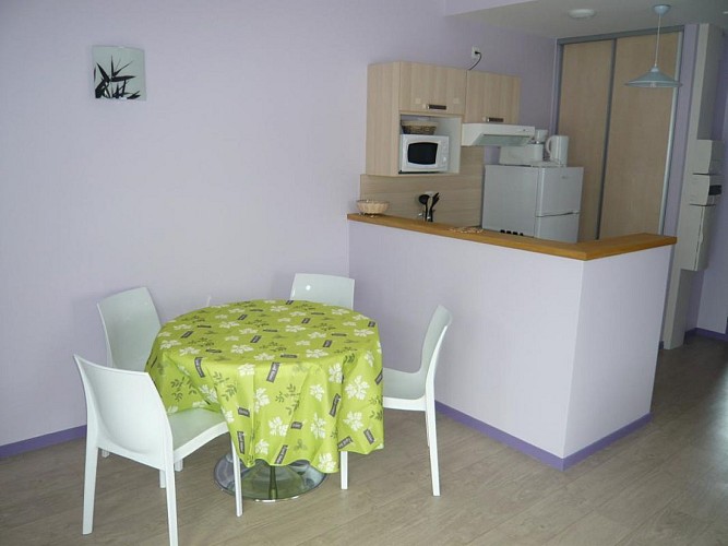 Clévacances H9315 : Gîte n°15 du village Clairefontaine