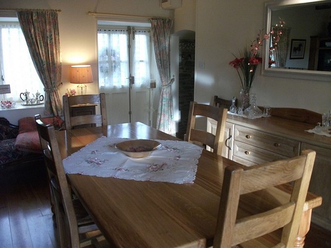 Le Mesnil Garnier-CH-Wright3