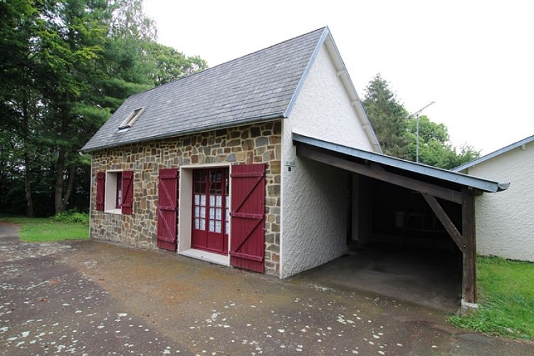 saint-laurent-de-terregatte-village-de-gites-le-bel-orient-gite-5-les-bogues