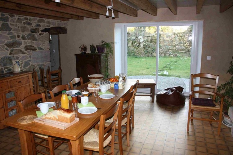 greville-hague-H3340-les-ricochets-1