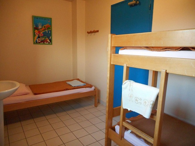 bellefontaine-gite-de-groupe-les-perruquiers-chambre-2