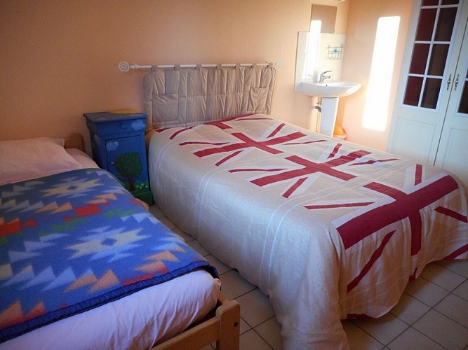 bellefontaine-gite-de-groupe-les-perruquiers-chambre