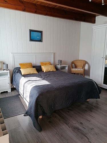 bricqueville-sur-mer-meuble-la-pigeonnerie-4