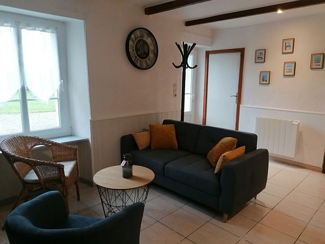 bricqueville-sur-mer-meuble-la-pigeonnerie-0