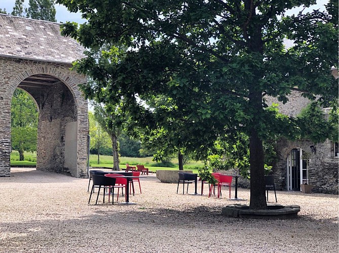 cerisy-la-foret-ch-les-rochers-27