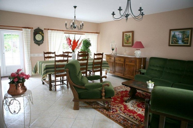 Meuble-La-Grange2-Agon-Coutainville-Salle-3