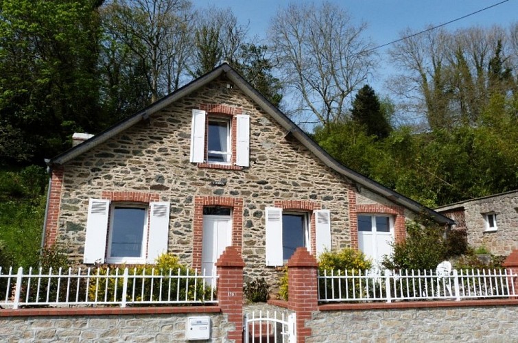 urville-nacqueville-meuble-l-avenue-1