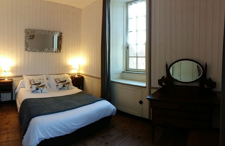 CHATEAU DU ROZEL - GITE BARBEY 05