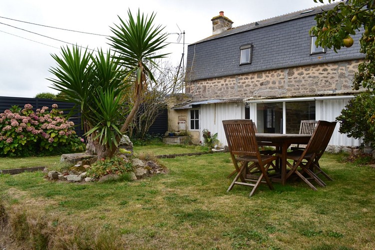 gatteville-le-phare-meuble-entre-terre-et-mer-2