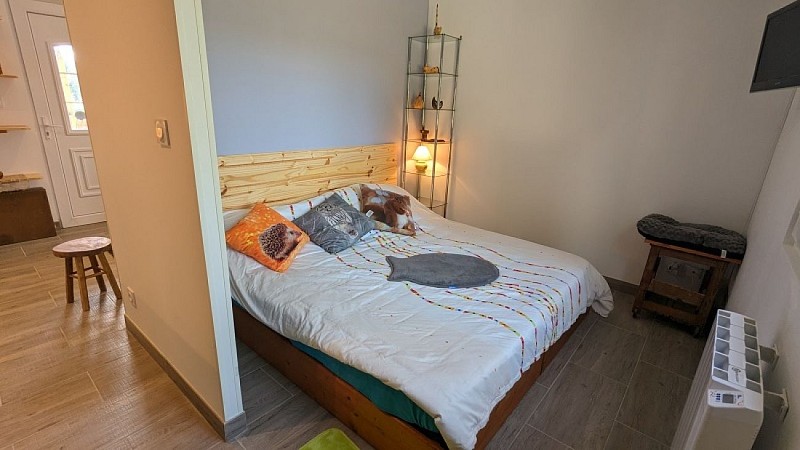 perriers-en-bauficiel-meuble-de-tourisme-le-loft (8)