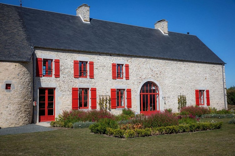 Chambres d'Hôtes > Manoir des Loges