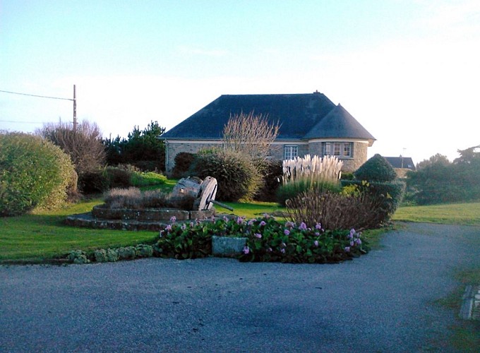 montfarville-ch-les-hougues-5