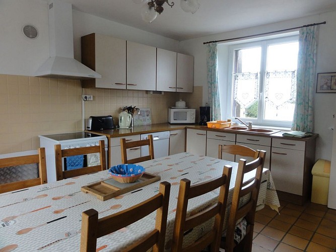 Saint-Germain-sur-Ay-meublé-les-Pommiers-4