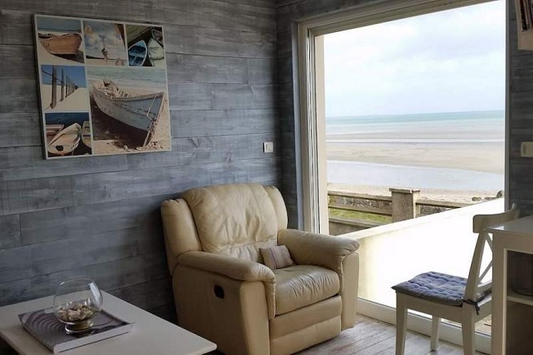 fontenay-sur-mer-meuble-les-pieds-dans-leau-07