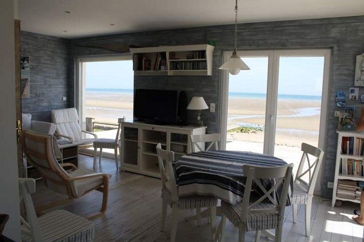 fontenay-sur-mer-meuble-les-pieds-dans-leau-15