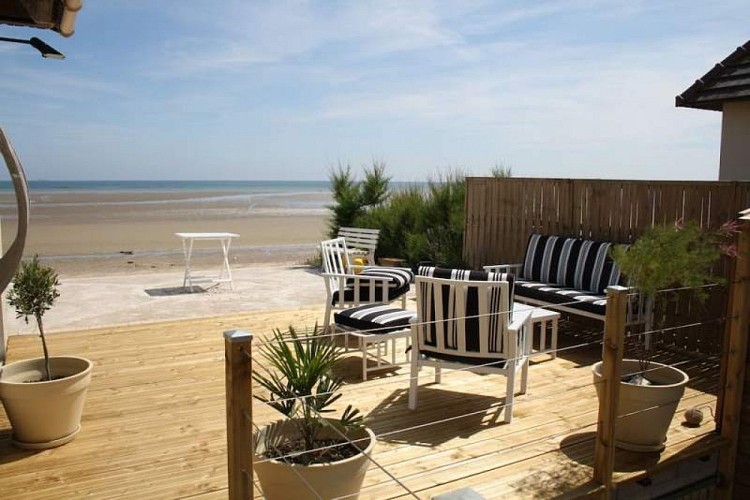 fontenay-sur-mer-meuble-les-pieds-dans-leau-10