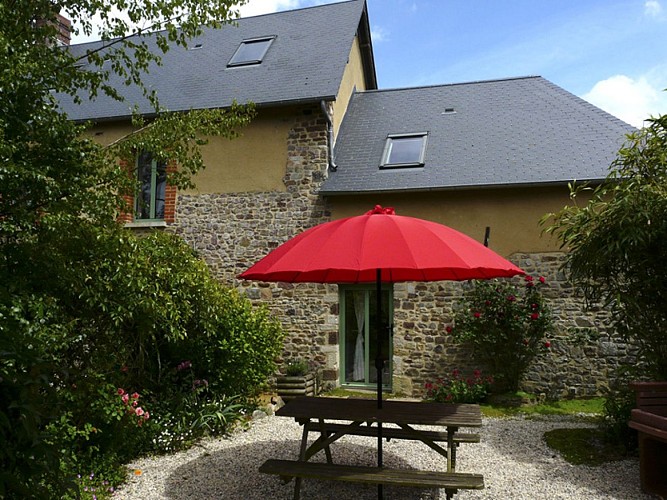 gorges-meuble-la-mare-aux-fees-1