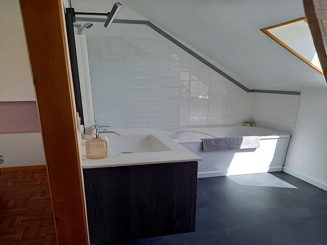 meublé-Gorges-la-mare-aux-fées-Boutet-4-4©COCM